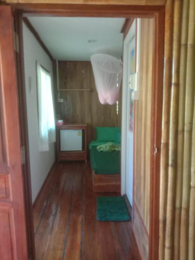 9Sathanee Koh Lanta Bagian luar foto