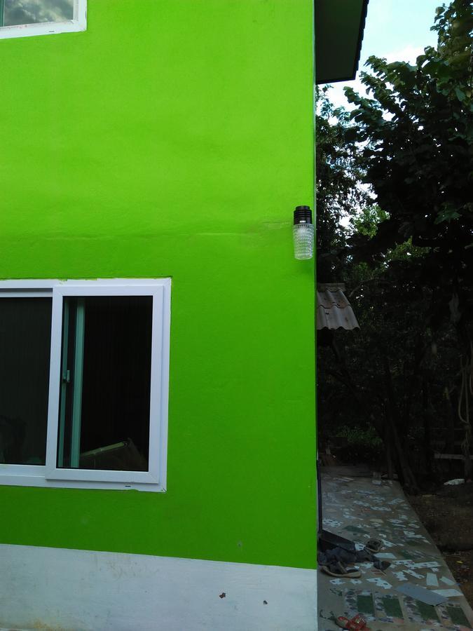 9Sathanee Koh Lanta Bagian luar foto