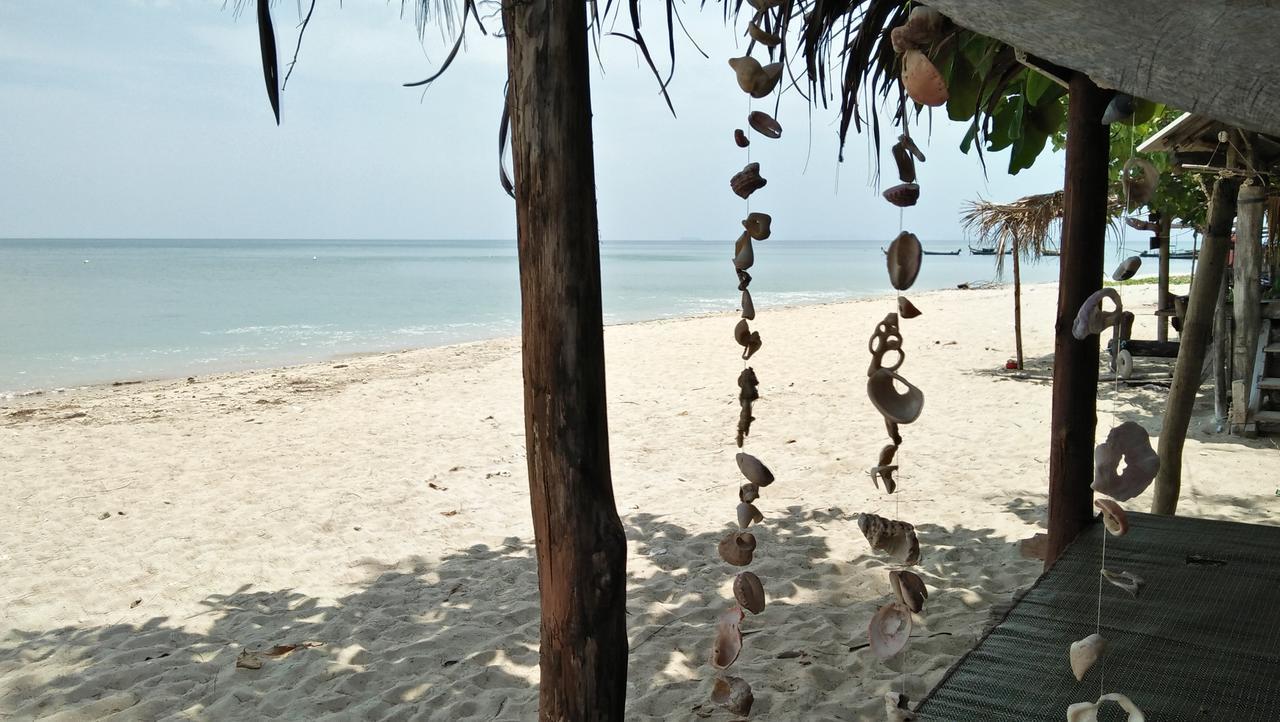 9Sathanee Koh Lanta Bagian luar foto
